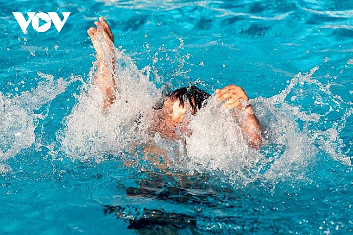 Nữ sinh lớp 11 ở Nghệ An tử vong khi cứu bạn bị đuối nước